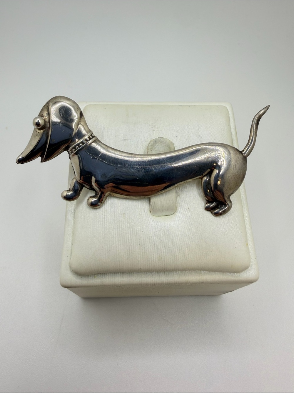 2.5" long VTG Dachshund Dog Parra Mexico stamped Brooch/Pin in sterling silver!